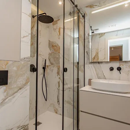 Stunning Bella On Znjan Beach, Private Parking Split