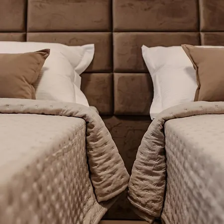 Apartman Stunning Bella On Znjan Beach, Private Parking *