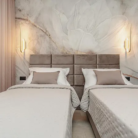 Stunning Bella On Znjan Beach, Private Parking ספליט