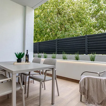 Stunning Bella On Znjan Beach, Private Parking ספליט